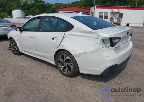2023 Subaru Legacy Premium из США, поврежденный, VIN 4S3BWAC68P3010846